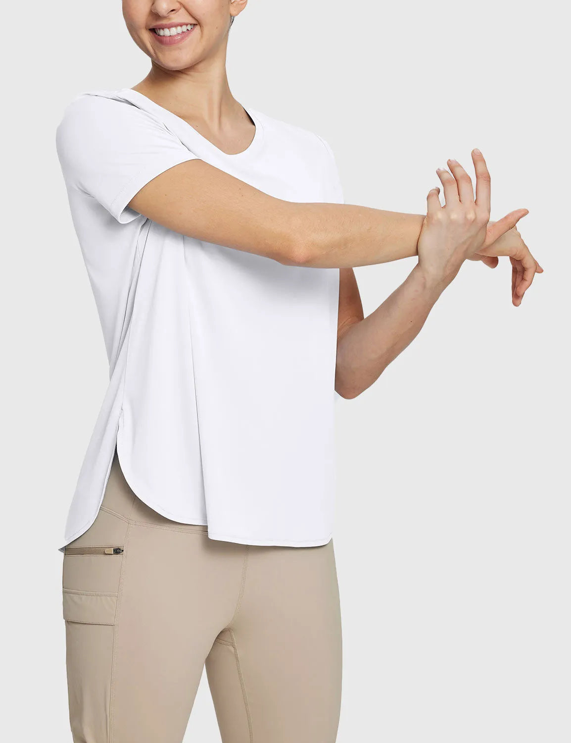 White Shirt + Anthracite Capris