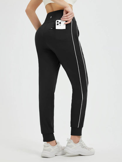 Black/White